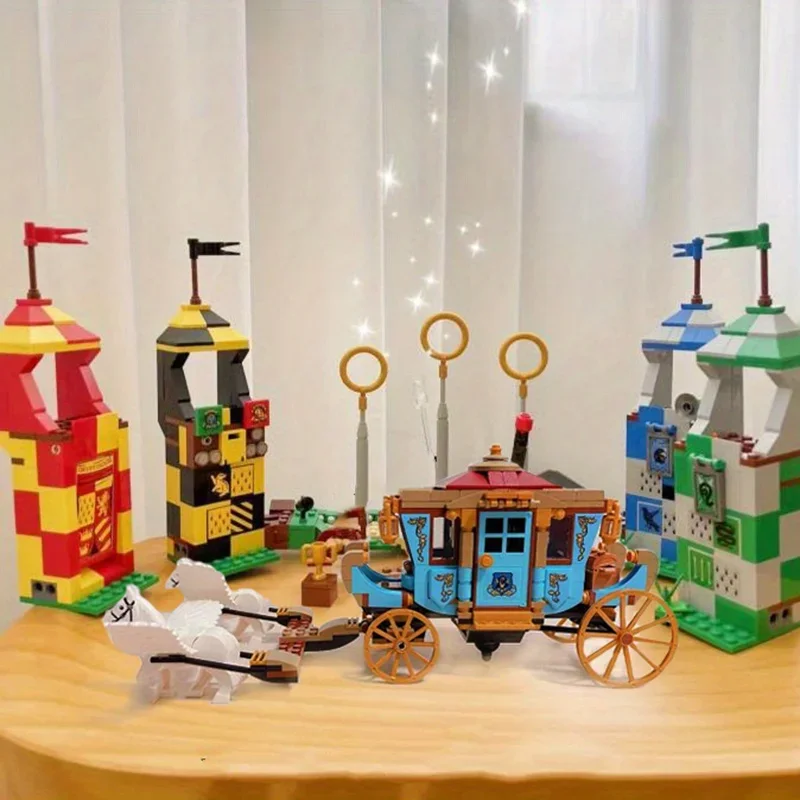 Model Kit Harry Potter - ชุดตัวต่อบล็อกแบบจำลองห้องสำหรับการแข่งขันควิดดิชของรถบัสอัศวิน ของเล่นจากอนิเมะ หนังสือ ของเล่น สำหรับเป็นของขวัญวันเกิด