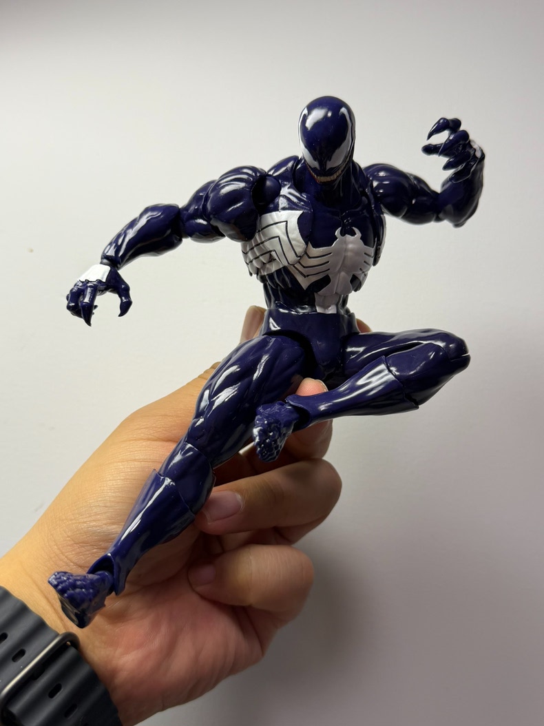 ของเล่นใหม่พร้อมส่ง Mess Toys  - Model Kit Venom บทวิจารณ์และราคา