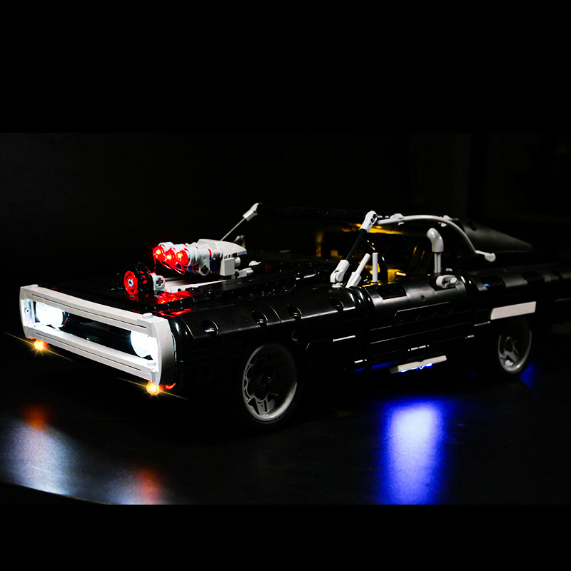 เครื่องชาร์จดอดจ์42111ดอดจ์ไม่ - Model Kit Dodge Charger บทวิจารณ์และราคา